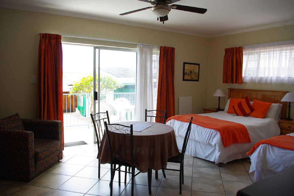 Aqua Marine Guest House Port Elizabeth Chambre photo