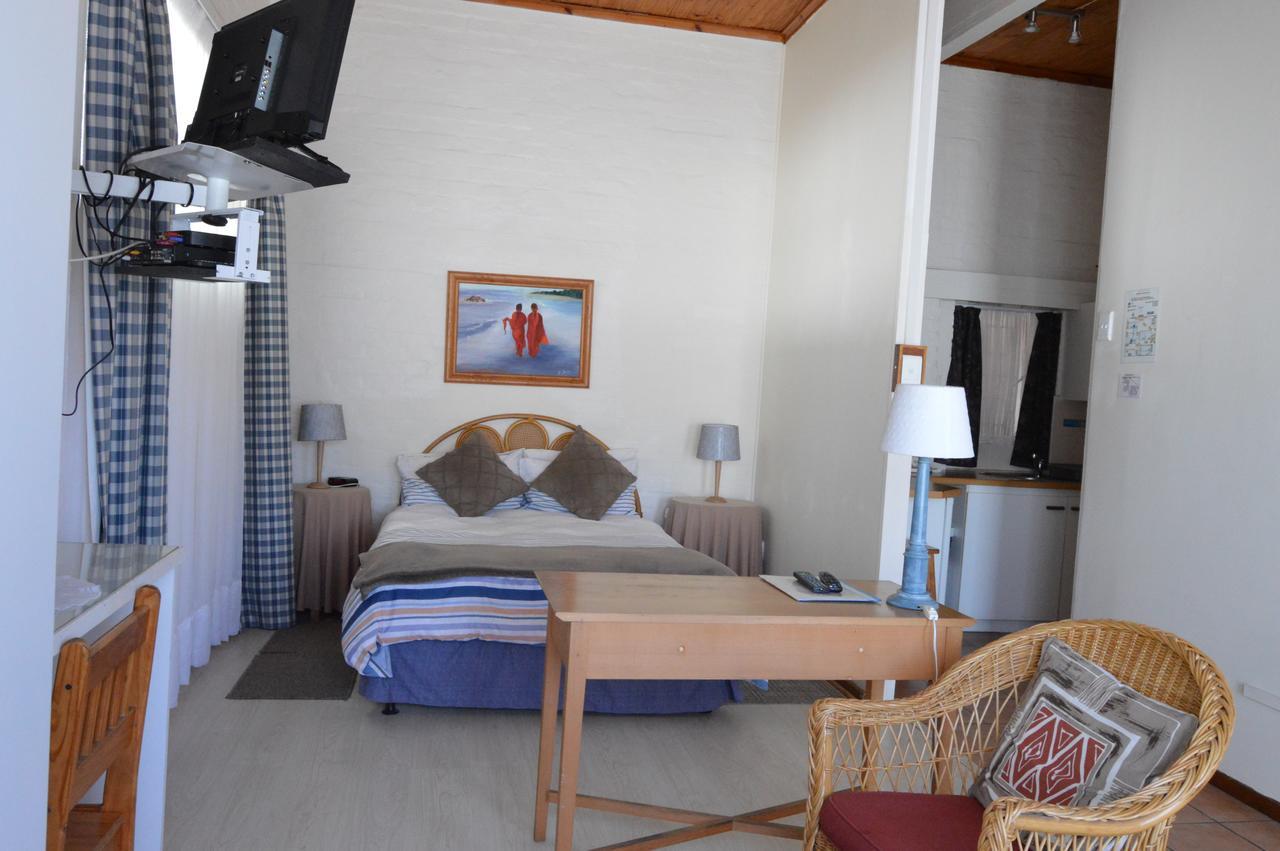 Aqua Marine Guest House Port Elizabeth Extérieur photo